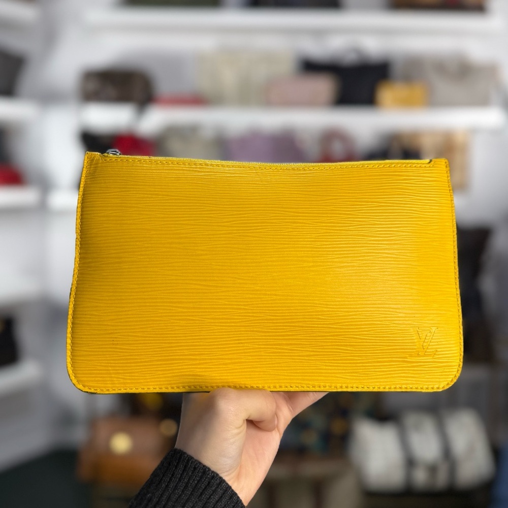 LV YELLOW EPI WRISTLET